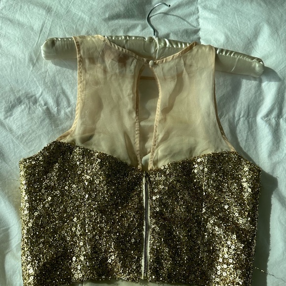 Gold Keepsake cropped top - Picture 3 of 5